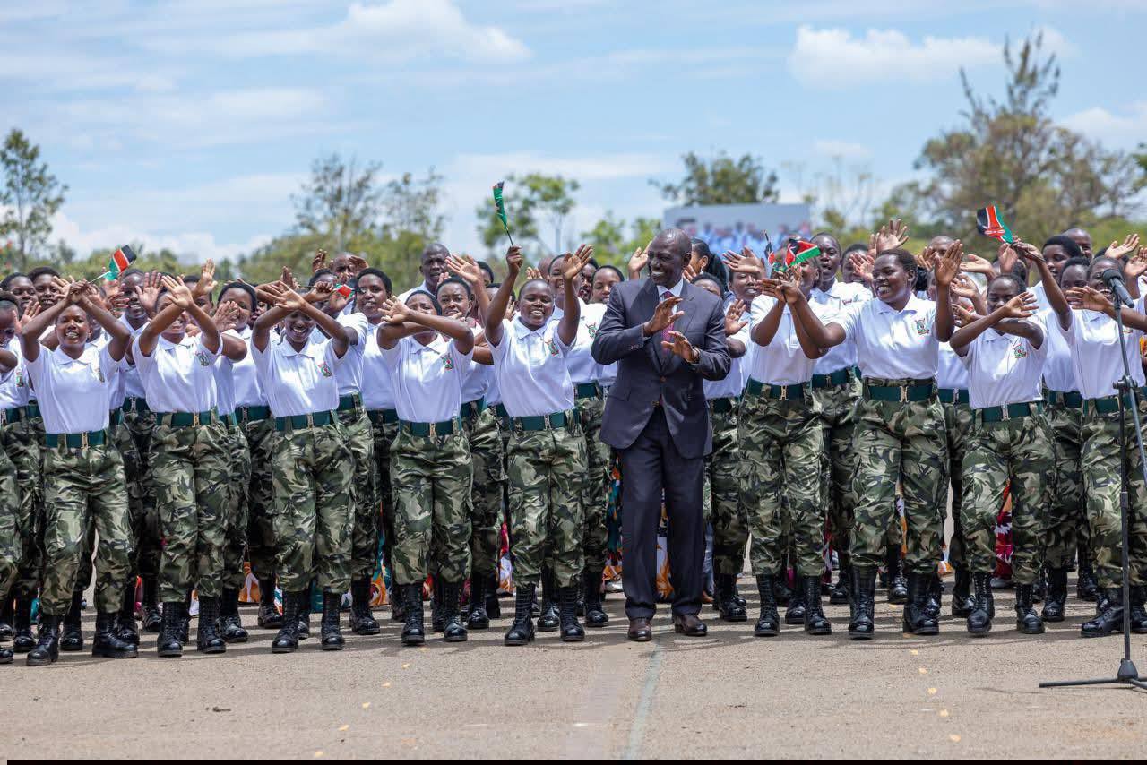 Ruto announces payrise for Prisons Officers as 3,862 Recruits Graduate